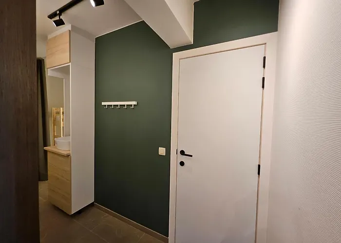 Strand Appartement شقة *